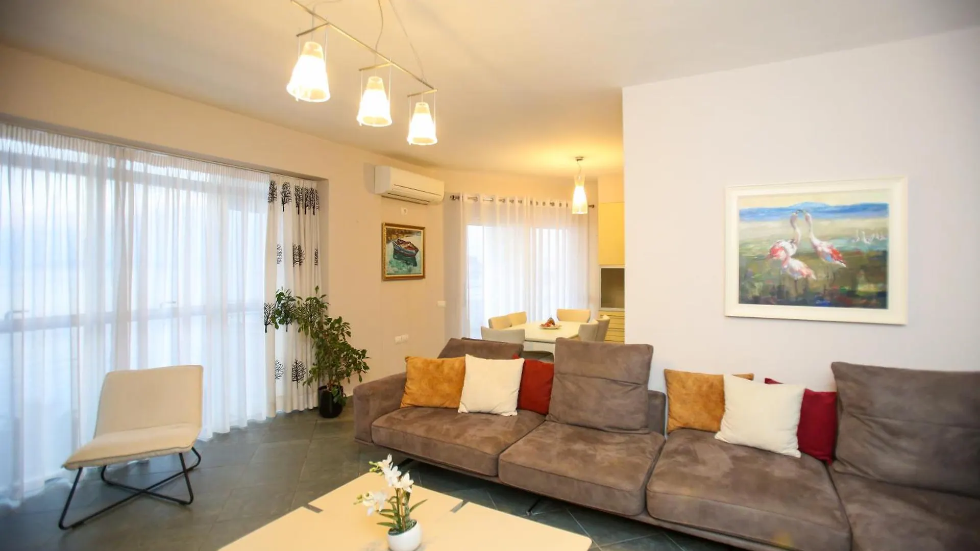 Imperial Visar Apartment Hannover Wlora Albania